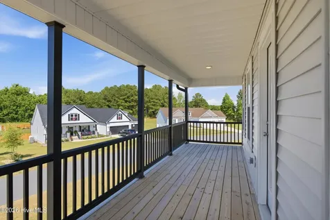69 Red Rocks Circle Benson NC 27504