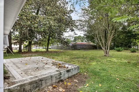 530 Oak Lane Jacksonville NC 28540
