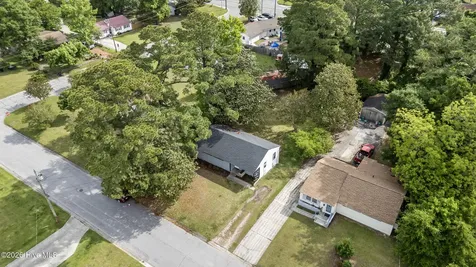 530 Oak Lane Jacksonville NC 28540