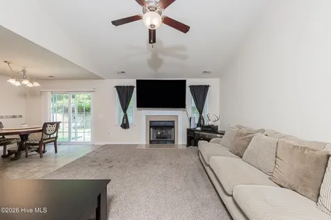 2004 W T Whitehead Drive Jacksonville NC 28546