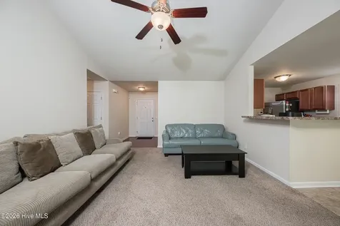 2004 W T Whitehead Drive Jacksonville NC 28546
