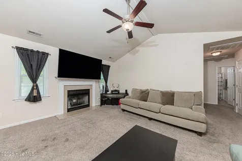 2004 W T Whitehead Drive Jacksonville NC 28546