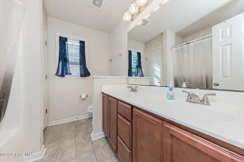 2004 W T Whitehead Drive Jacksonville NC 28546