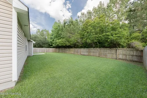 2004 W T Whitehead Drive Jacksonville NC 28546