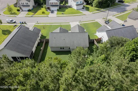 2004 W T Whitehead Drive Jacksonville NC 28546