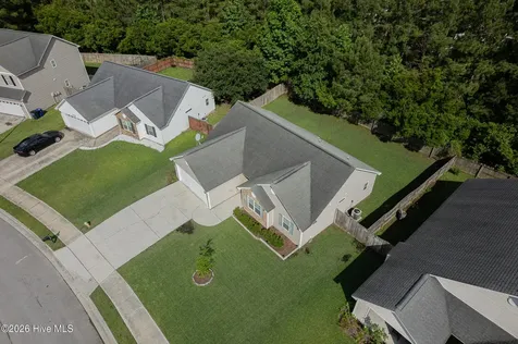 2004 W T Whitehead Drive Jacksonville NC 28546