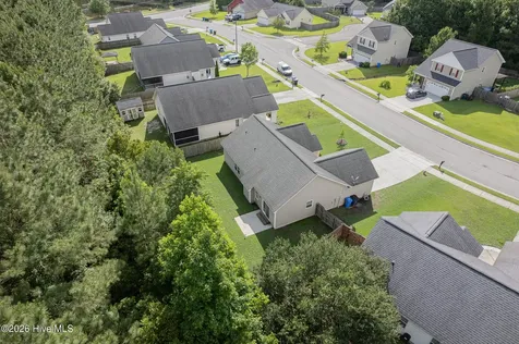 2004 W T Whitehead Drive Jacksonville NC 28546