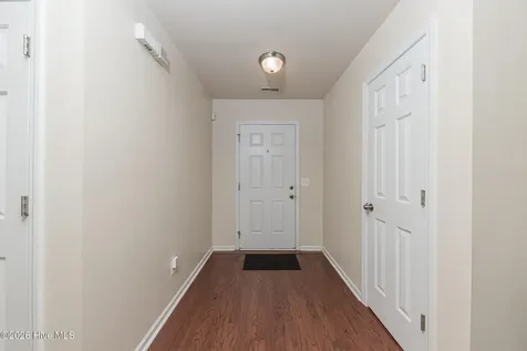 2004 W T Whitehead Drive Jacksonville NC 28546