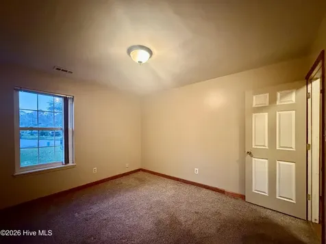 714 Conifer Circle Jacksonville NC 28540