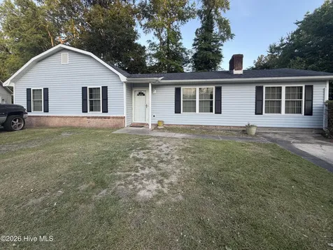 714 Conifer Circle Jacksonville NC 28540