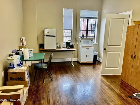 131 S Main Street Laurinburg NC 28352