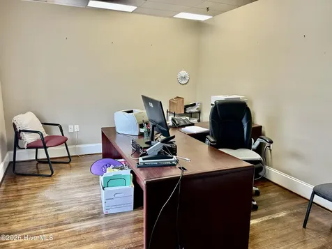 131 S Main Street Laurinburg NC 28352