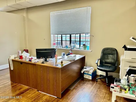 131 S Main Street Laurinburg NC 28352