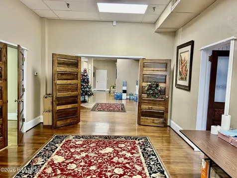 131 S Main Street Laurinburg NC 28352