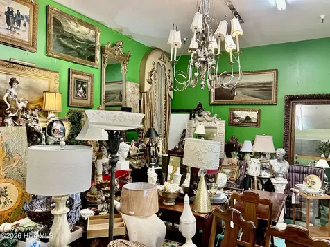 131 S Main Street Laurinburg NC 28352