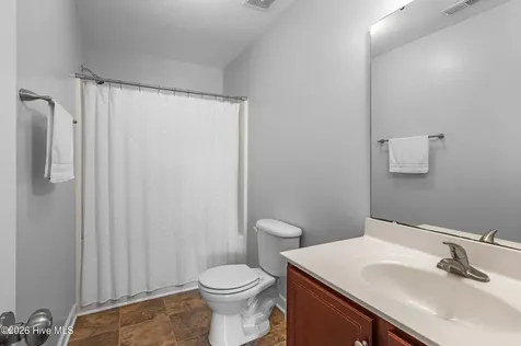 100 Tupelo Court Jacksonville NC 28546
