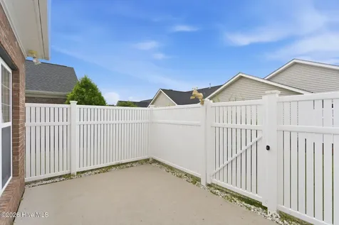 342 Windchime Drive Wilmington NC 28412