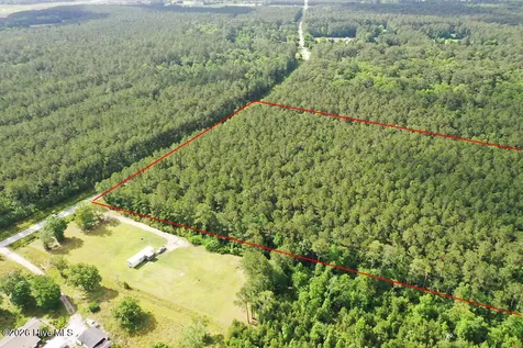 001 Old Winberry Road Newport NC 28570