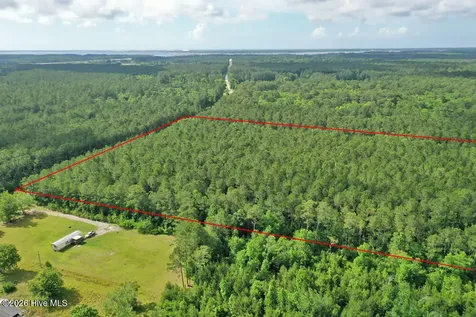 001 Old Winberry Road Newport NC 28570