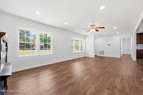 122 Forest Drive Aberdeen NC 28315