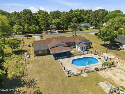 122 Forest Drive Aberdeen NC 28315