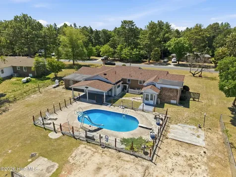 122 Forest Drive Aberdeen NC 28315