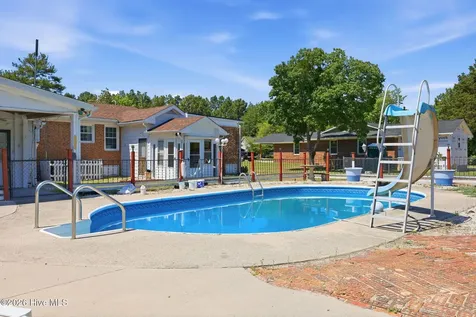 122 Forest Drive Aberdeen NC 28315