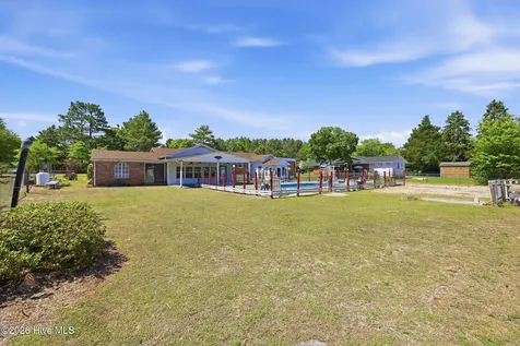 122 Forest Drive Aberdeen NC 28315