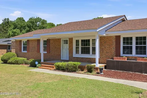 122 Forest Drive Aberdeen NC 28315