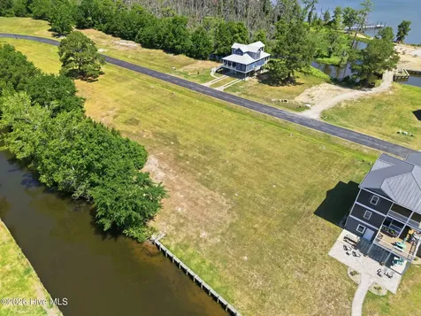 106 Whichard Lane Chocowinity NC 27817