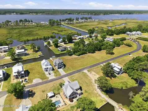 106 Whichard Lane Chocowinity NC 27817
