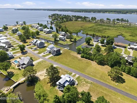 106 Whichard Lane Chocowinity NC 27817