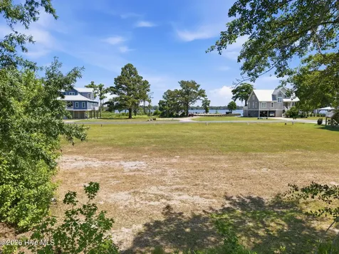 106 Whichard Lane Chocowinity NC 27817