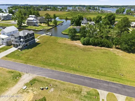106 Whichard Lane Chocowinity NC 27817