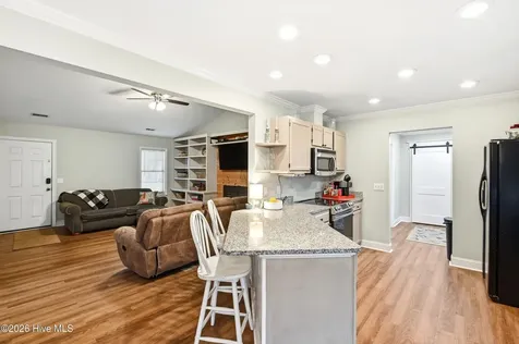 1411 English Court Wilmington NC 28411