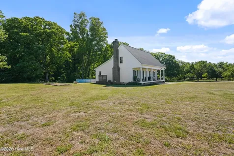 2310 Lakewood Falls Road Goldston NC 27252