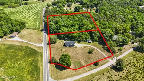 2310 Lakewood Falls Road Goldston NC 27252