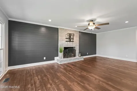 2310 Lakewood Falls Road Goldston NC 27252