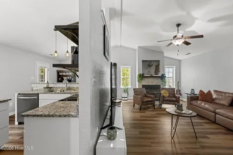137 Briar Hollow Drive Jacksonville NC 28540