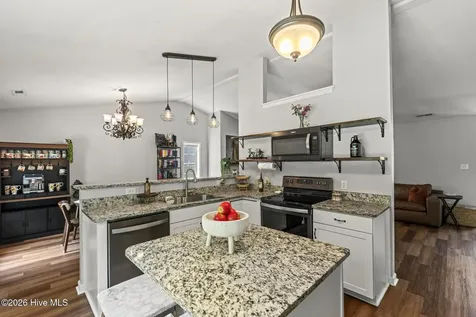 137 Briar Hollow Drive Jacksonville NC 28540
