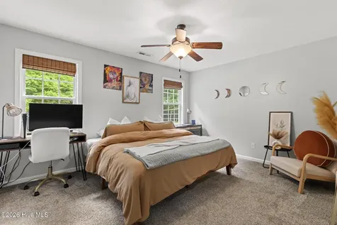 137 Briar Hollow Drive Jacksonville NC 28540