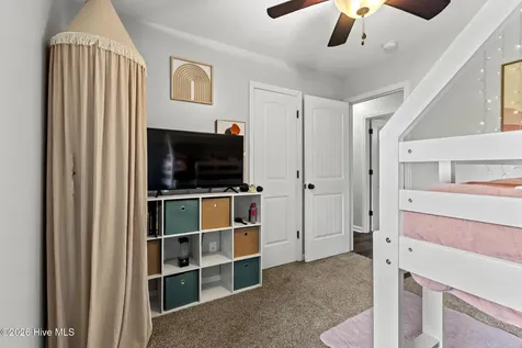 137 Briar Hollow Drive Jacksonville NC 28540