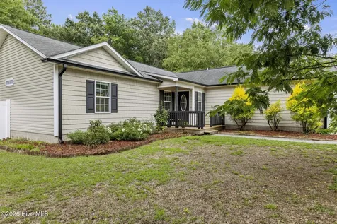 137 Briar Hollow Drive Jacksonville NC 28540