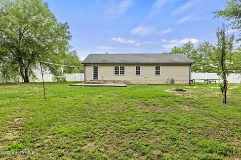 137 Briar Hollow Drive Jacksonville NC 28540