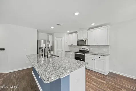 372 Poppleton Drive Hampstead NC 28443