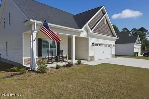 821 Fairway Road Ayden NC 28513