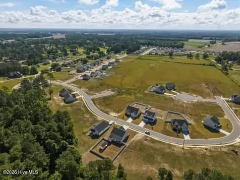 821 Fairway Road Ayden NC 28513