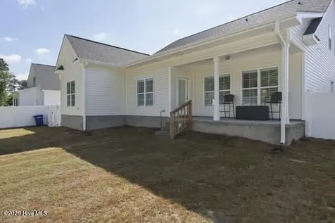 821 Fairway Road Ayden NC 28513