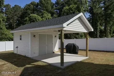 821 Fairway Road Ayden NC 28513