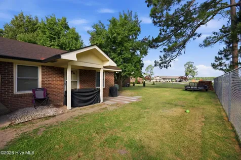 116 E Catawba Road Greenville NC 27834